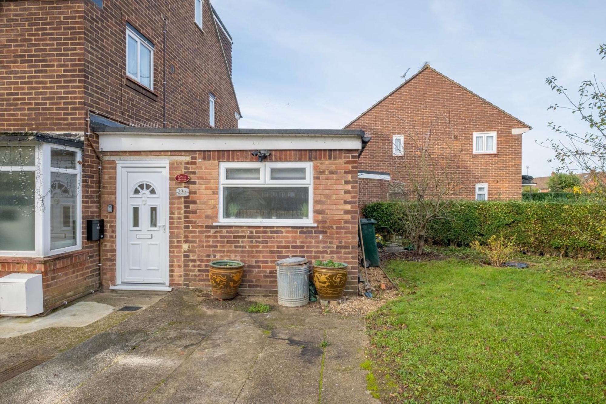 Kings House Apartment Hayes, West London Apt A Northolt  Экстерьер фото